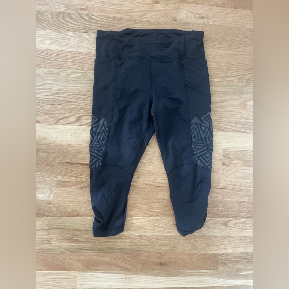 Black Lululemon running tights